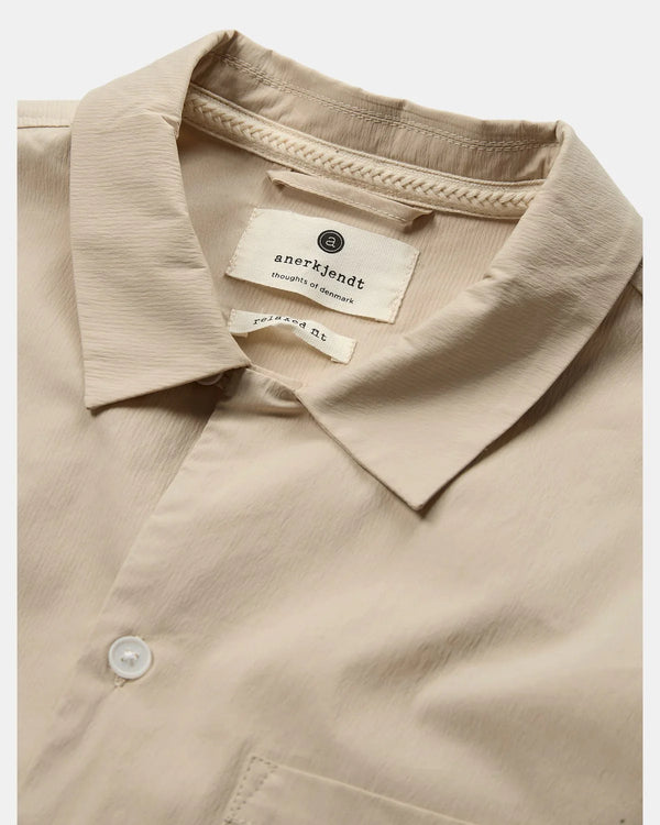 Camisa Akkurt S/S Placket Detail