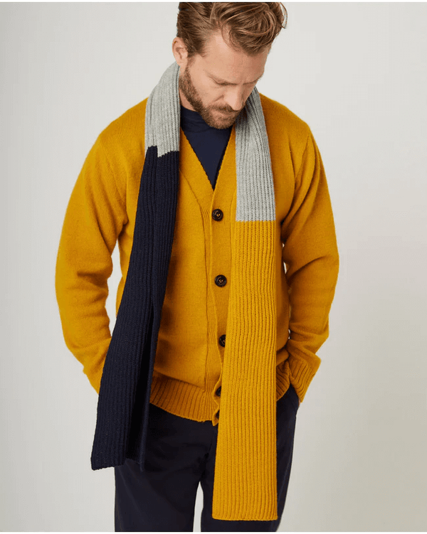 PEREGRINE Merino Wool Dennis Scarf Light Grey