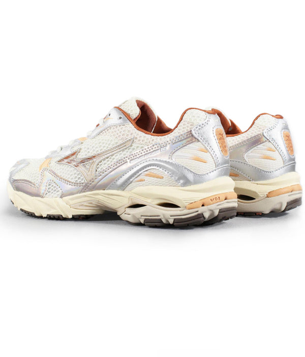 MIZUNO Wave Rider 10 Shifting Sand / Snow White