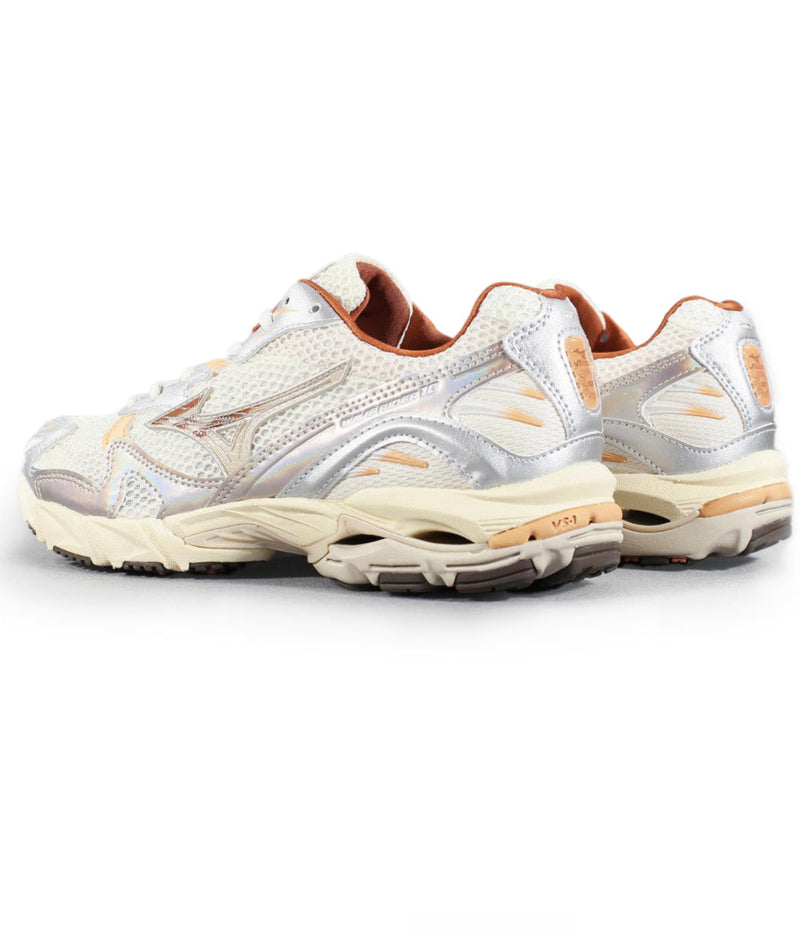 MIZUNO Wave Rider 10 Shifting Sand / Snow White